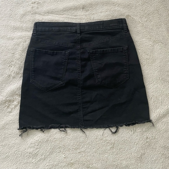 Garage black mini skirt! - Picture 2 of 3